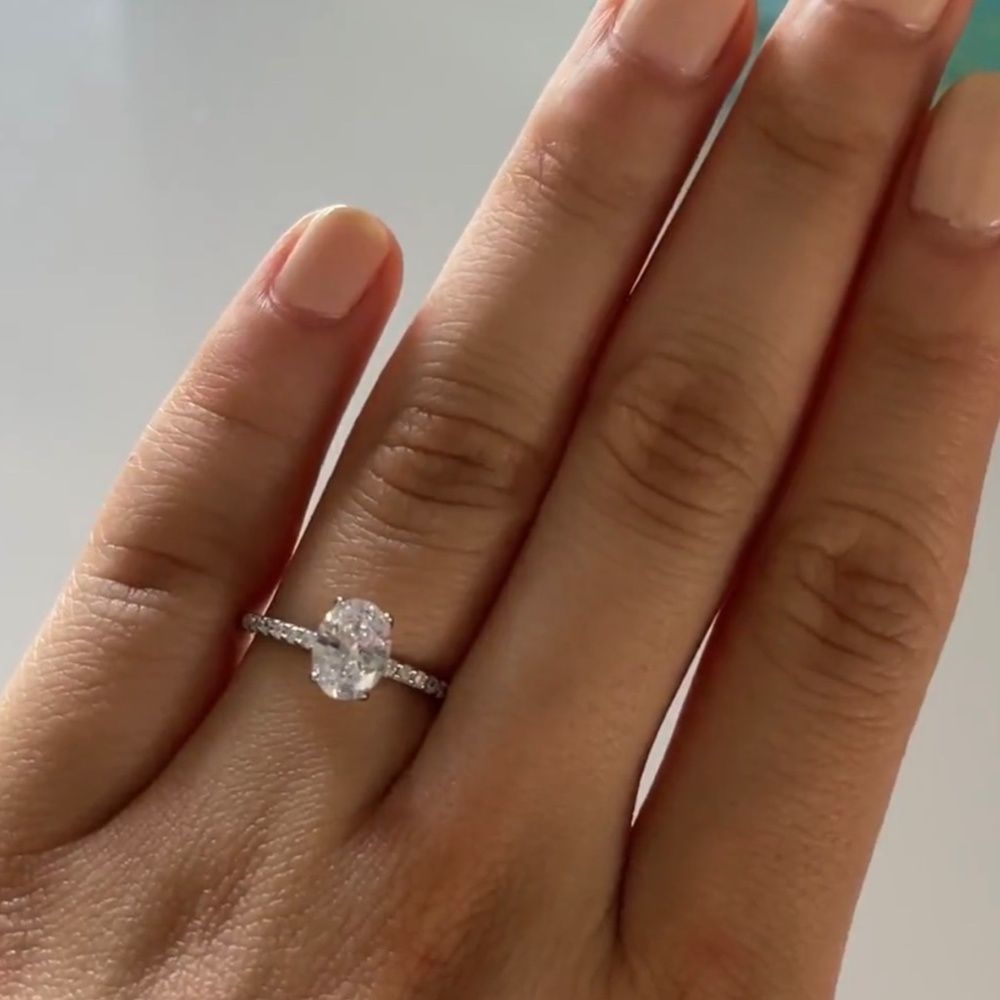 BRIDAL ENGAGEMENT RING - Picture 3 of 3